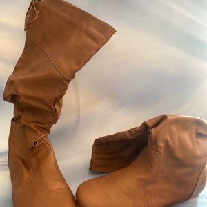 Wide calf tie string boots